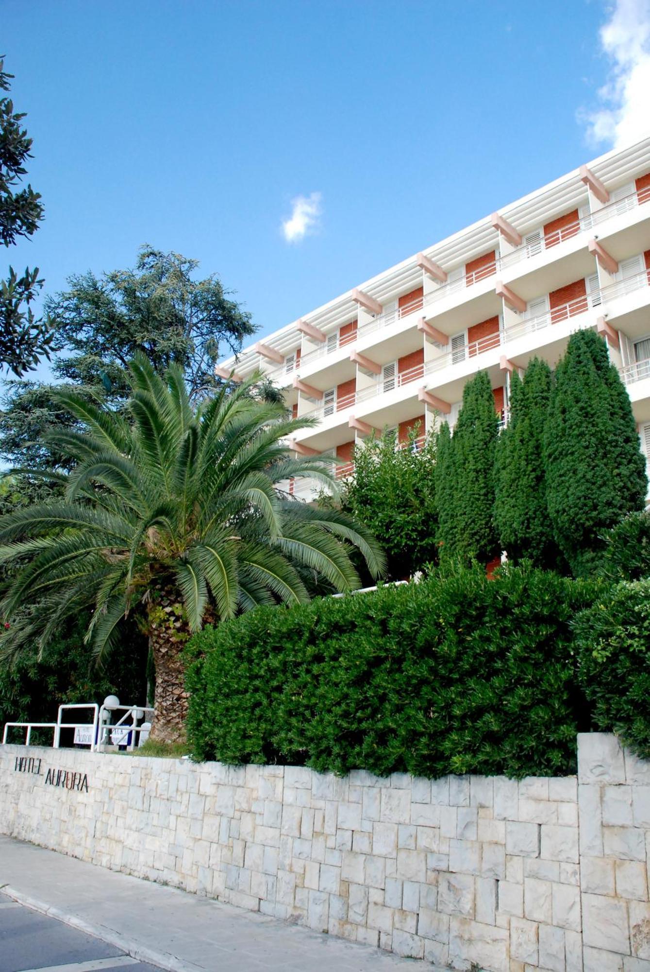 Hotel Aurora Podgora Esterno foto