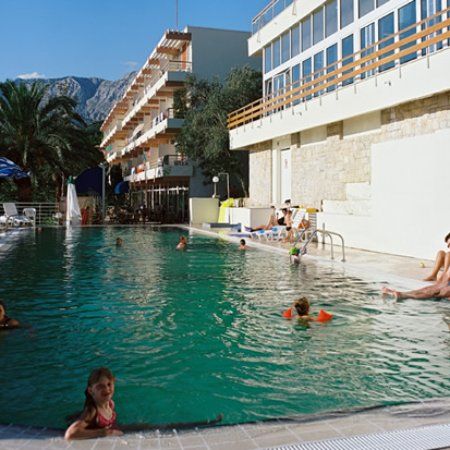 Hotel Aurora Podgora Esterno foto