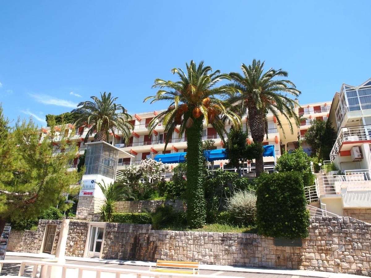 Hotel Aurora Podgora Esterno foto